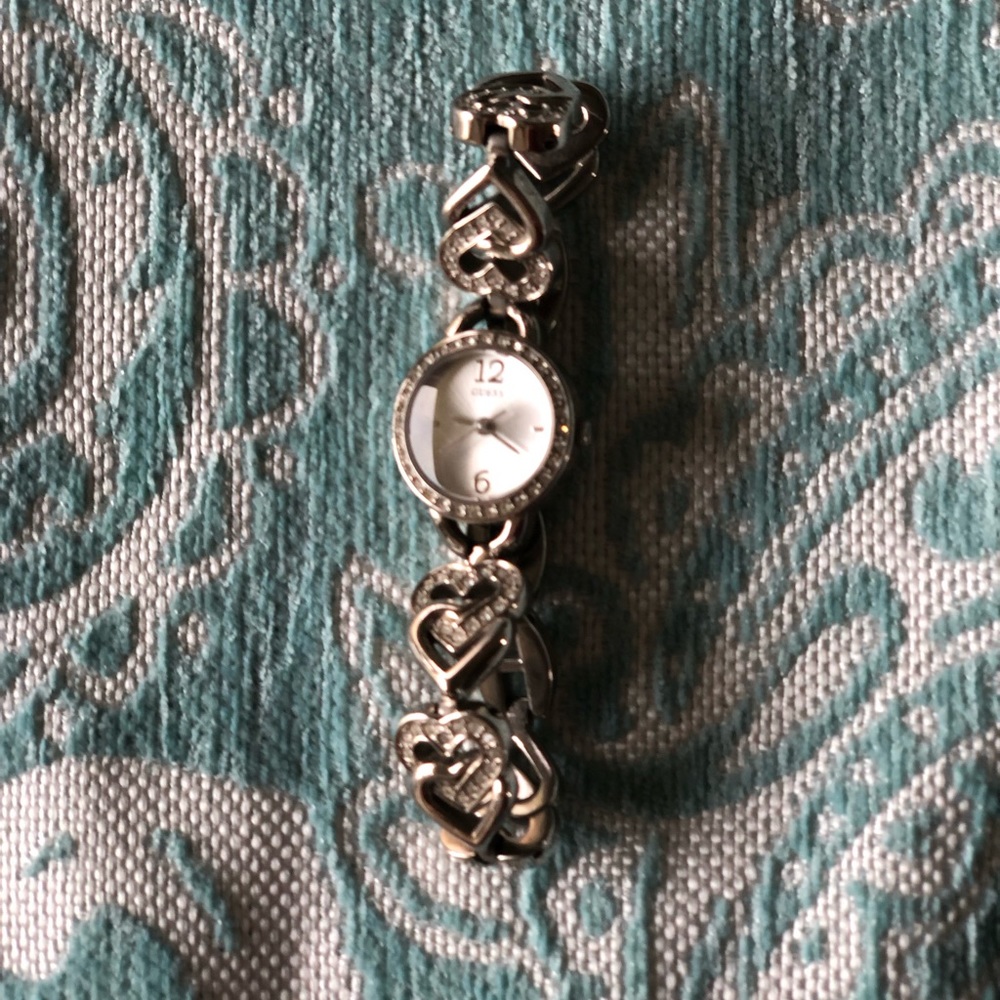 Guess Heart Watch💕